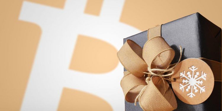 Bitcoin, Christmas Gift / Edited Pixabaycom photo