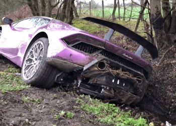 Bitstocks CEO Crashes His $500k Lambo in a Ditch After Spinning Off a Road Main