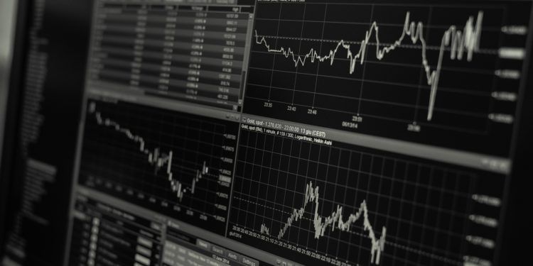 Investors Lost $30 Million in a Massive Online Trading Con
