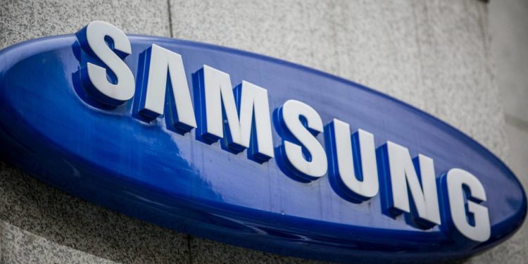 Samsung Warns Of 32% Plunge In Profits Citing Chip Slump