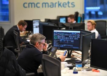 CMC Markets Sponsors Football Team St Kilda
