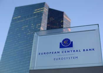 Investor Hedges Push ECB Rate Hike Bets Beyond Projections