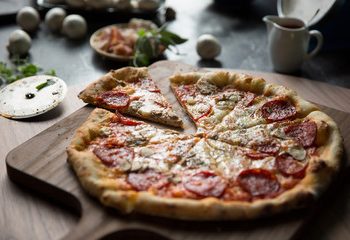 Small Pizza Firm Acquired Bitcoin Worth $200K, Follows MicroStrategy’s Lead