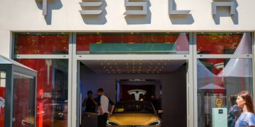 Tesla Uses Its Profits As A Lethal Weapon In An EV Price War