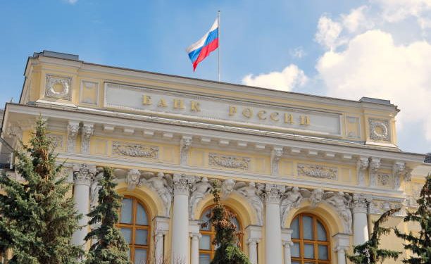 Top Russian Sberbank and VTB Banks’ CEOs Criticize Bitcoin