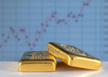 Gold Struggling On The Floor, Buy The Dip