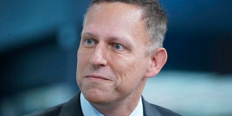 Peter Thiel Fires At Bitcoin’s ‘Enemies’ Dimon And Buffett