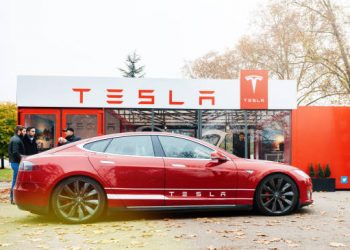 Tesla Value Exceeds $1 Trillion Despite Revenue Trailing Peers