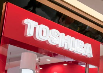 Toshiba Plans To Split Into Three Firms, Refuses To Go Private