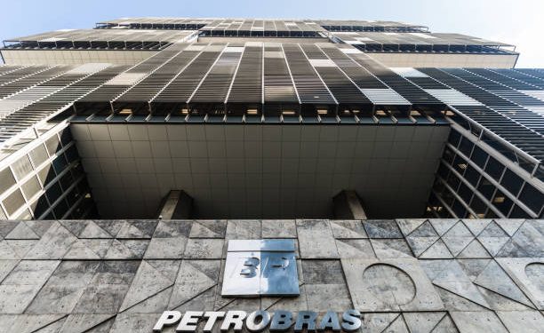 Brazil's Petrobras Refineries’ Sale Suspended Due To Higher Price Demands – Exclusive Sources