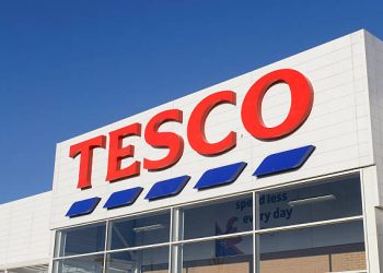 Tesco To Launch UK’s First Commercial Use Of Fully Electric HGVs