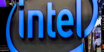 Intel's 'Historic Collapse' Evaporates $8 Billion From Market Value