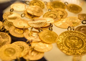 Gold Coins Shine Amid Global Gloom
