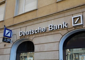 Deutsche Bank Warns Of Dangers In Borrowing From U.S. Lenders