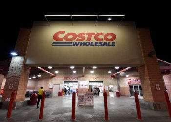 Costco Margins Impacted By Increasing Labor And Freight Costs, Shares Dropped