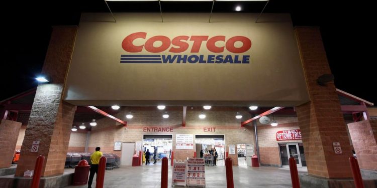 Costco Margins Impacted By Increasing Labor And Freight Costs, Shares Dropped
