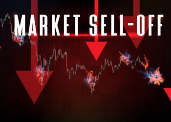 Bitcoin Plunged Below $18,300 As Sell-Off Accelerated – What Happened?