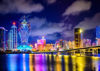 Macau Closed Many Businesses Amid COVID Outbreak, Casinos Remain Open