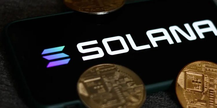 SOL Price Targets 75% Rally As Solana Develops A Bullish Reversal Pattern