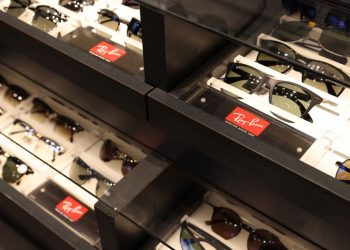 Ray-Ban Parent EssilorLuxottica Sees America's Sales Growth Dampen