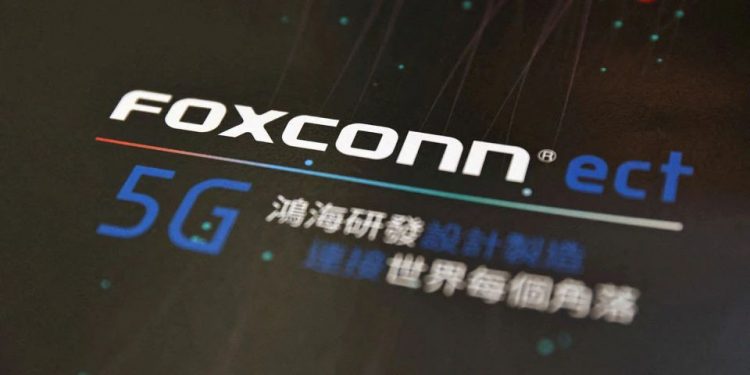 Taiwan Security Officials Ask Foxconn To Give Up Stake In Chinese Chipmaker