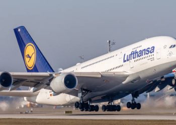 Lufthansa To Delay 800 Flights On Friday Owing To Pilots' Strike