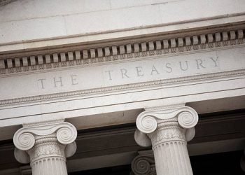Fed Officials Believe U.S. Interest Rates Will Surge Further