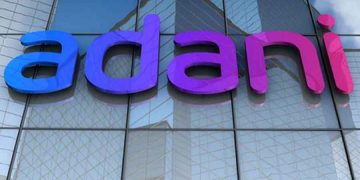 Adani's $2.5B Share Sale Faced Critical Day After Rout